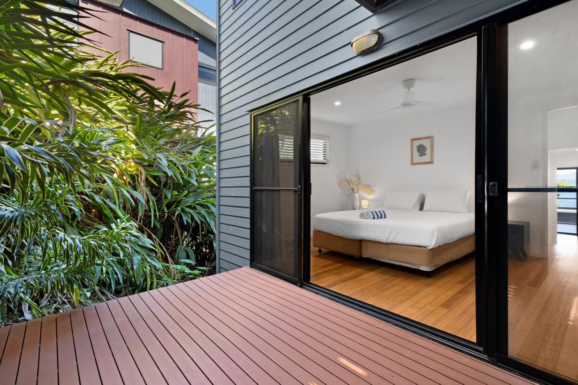 Sea View Shorelines Isla Hamilton Exterior foto